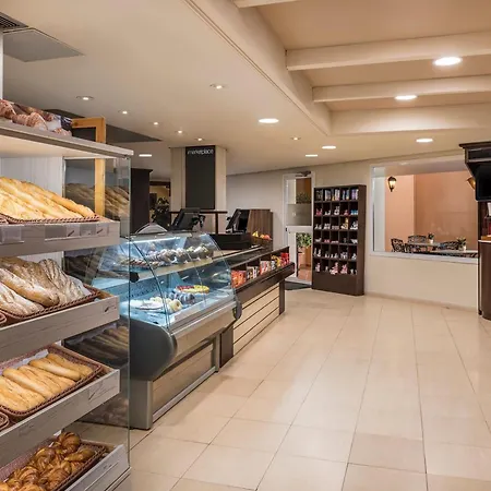 Отель Marriott's 5*